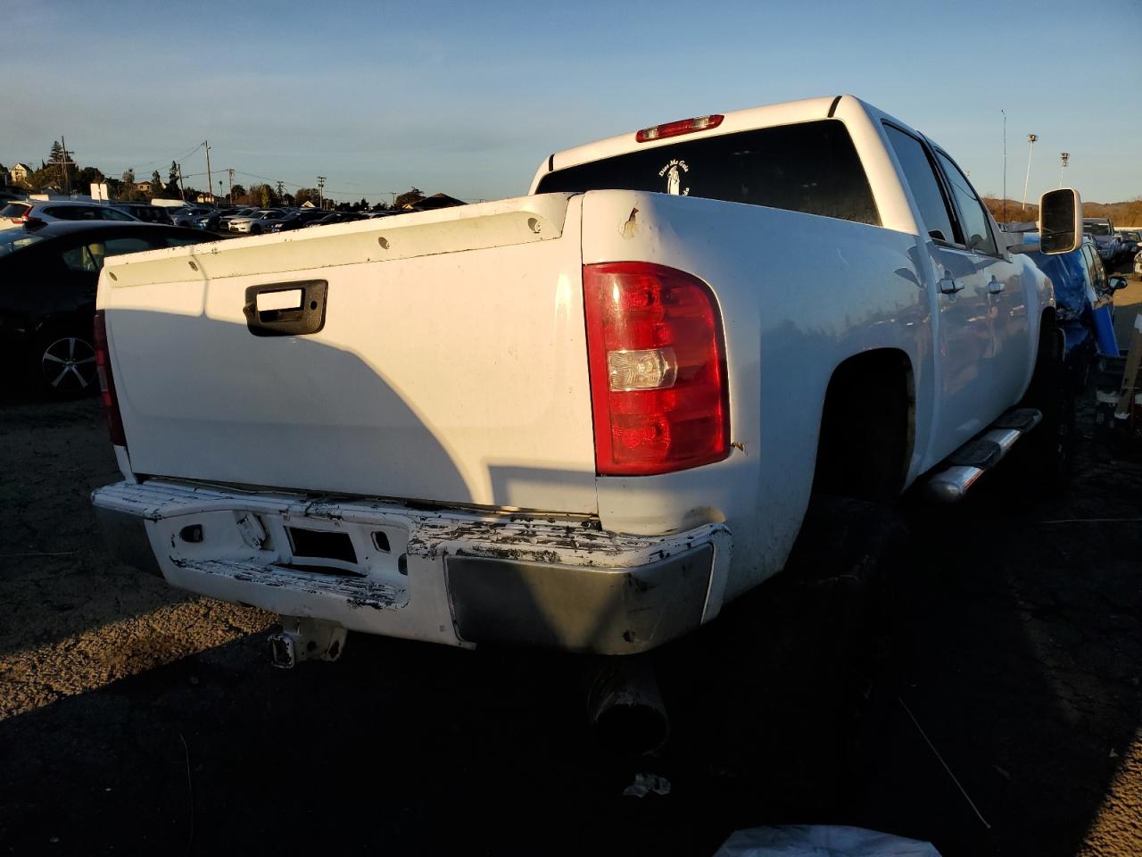 Image 3 of 2007 CHEVROLET SILVERADO C1500 CREW CAB 2007 with VIN 2GCEC13C171686802