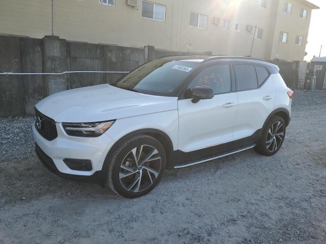 Изображение 2022 VOLVO XC40 T4 R-DESIGN 2022