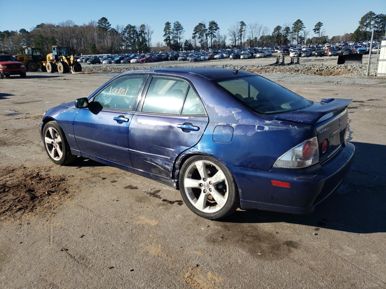 Image 2 of 2001 LEXUS IS 300 2001 with VIN JTHBD182410009289