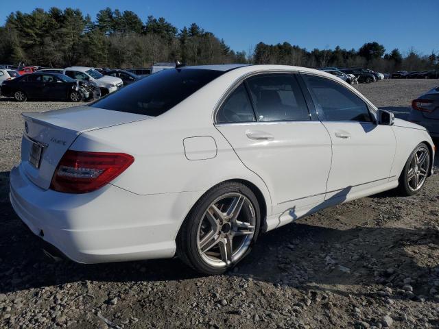 Изображение 3 2013 MERCEDES-BENZ C 300 4MATIC 2013 с VIN WDDGF8AB4DR244303