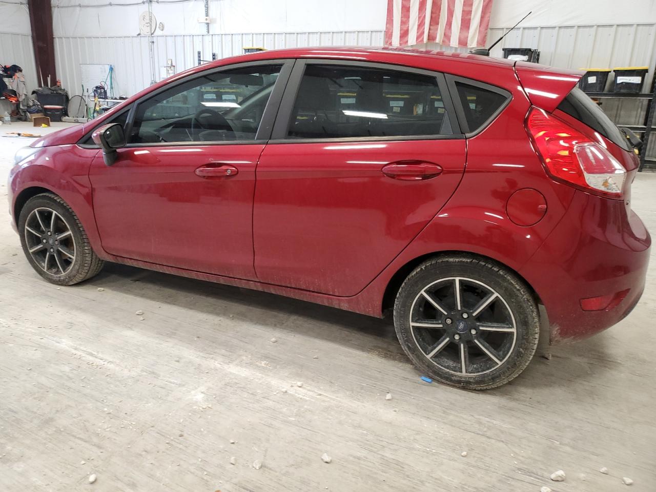 Изображение 2 2017 FORD FIESTA SE 2017 с VIN 3FADP4EJ8HM148062