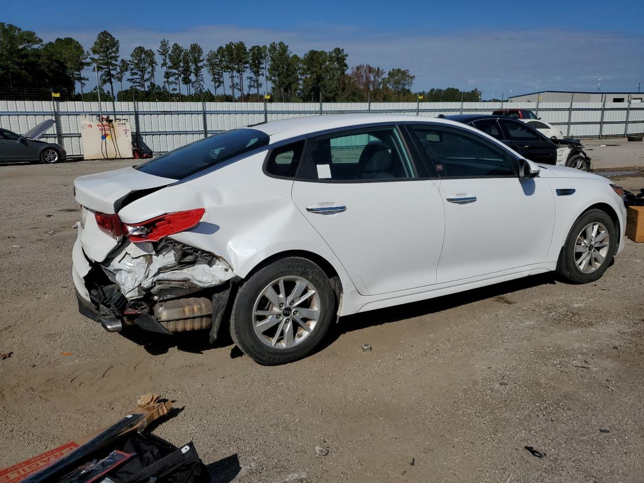 Изображение 3 2016 KIA OPTIMA LX 2016 с VIN 5XXGT4L38GG119054