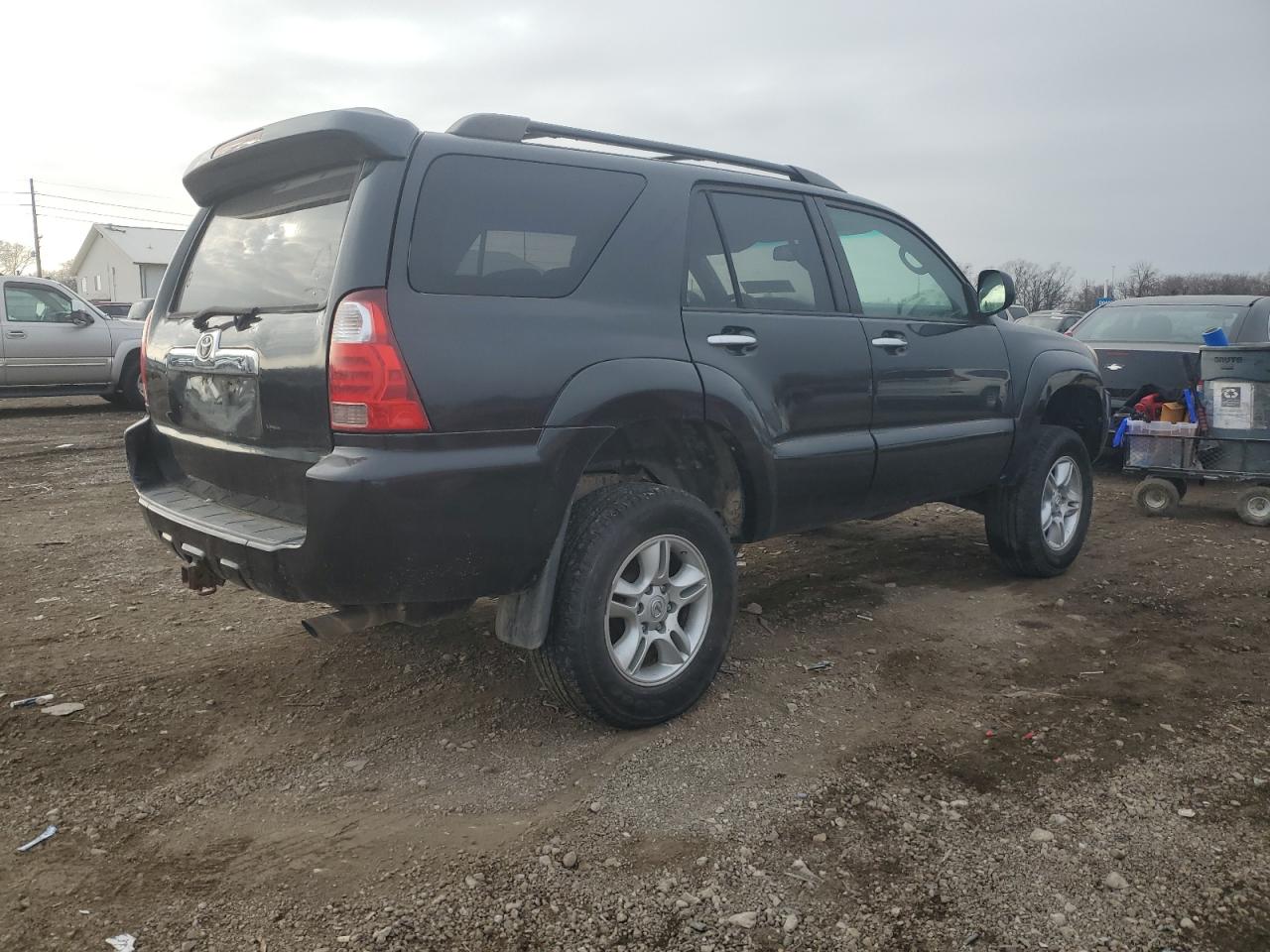 Изображение 3 2007 TOYOTA 4RUNNER SR5 2007 с VIN JTEBU14R470106999