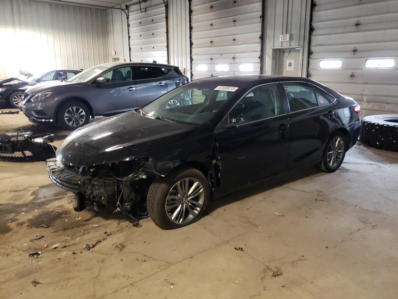 Obraz 1 z 2017 TOYOTA CAMRY LE 2017 z VIN 4T1BF1FK0HU447742
