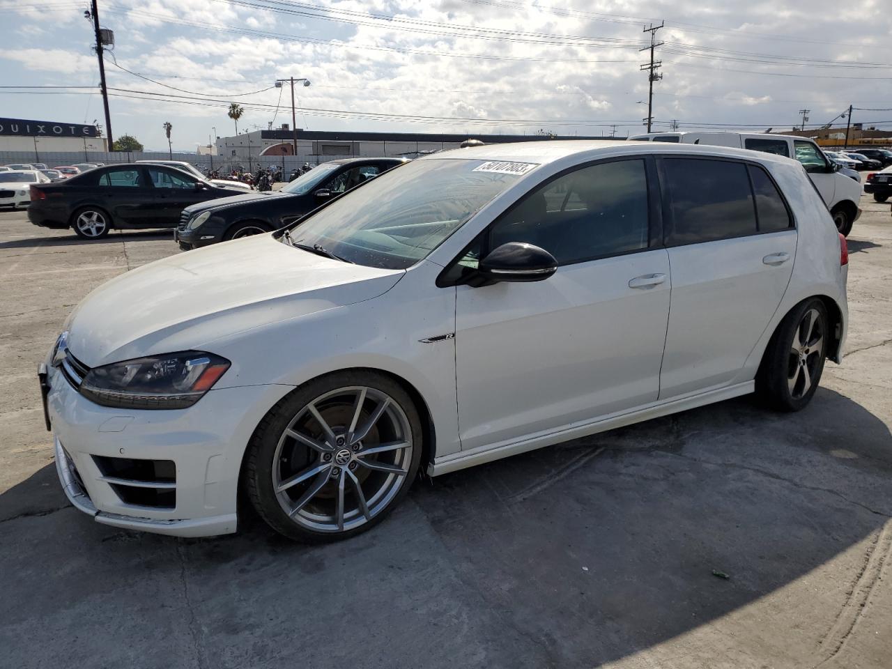 2017 VOLKSWAGEN GOLF R  2017 image