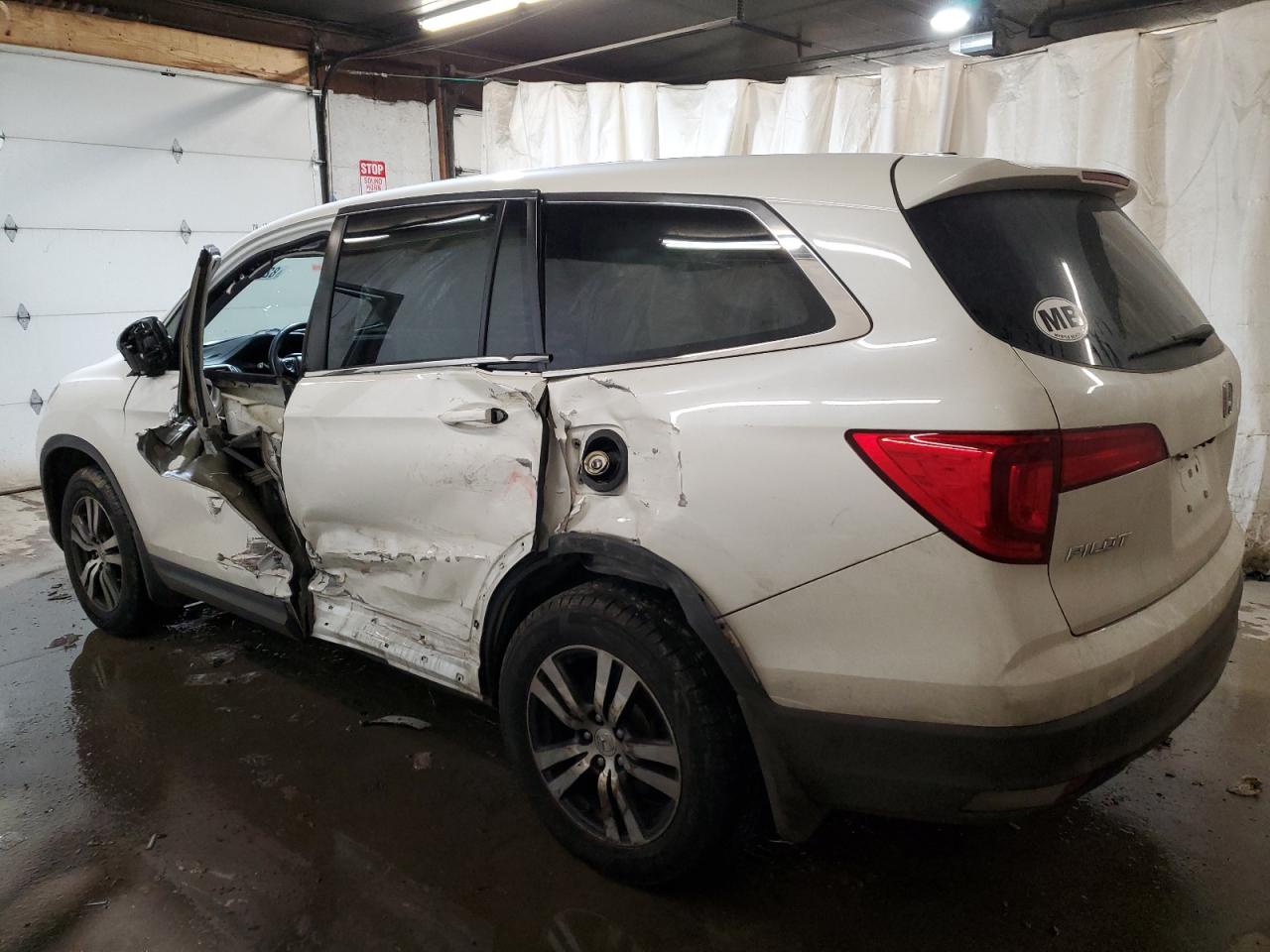 Изображение 2 2017 HONDA PILOT EXL 2017 с VIN 5FNYF6H56HB036843