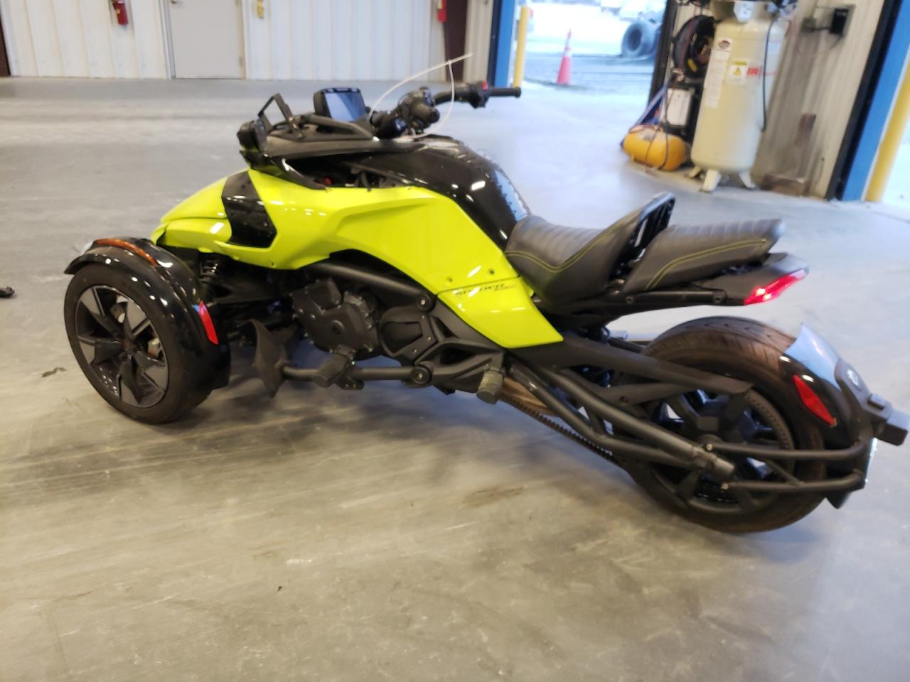 Изображение 3 2022 CAN-AM SPYDER ROADSTER F3-S 2022 с VIN 2BXRDDD20NV001295