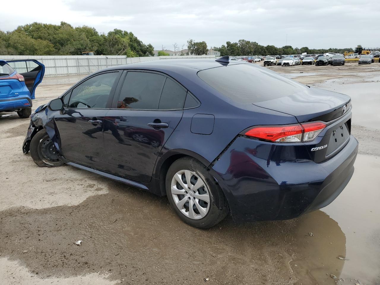 Image 2 of 2023 TOYOTA COROLLA LE 2023 with VIN JTDB4MEE7PJ000896