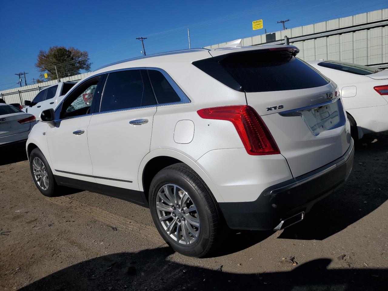 Image 2 of 2017 CADILLAC XT5  2017 with VIN 1GYKNARS1HZ143514