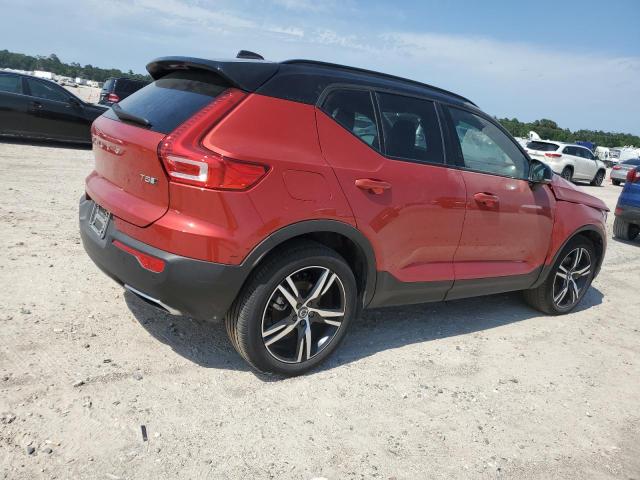 Obraz 3 z 2020 VOLVO XC40 T5 R-DESIGN 2020 z VIN YV4162UM6L2316407