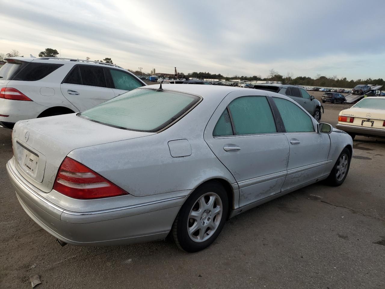 Image 3 of 2000 MERCEDES-BENZ S 500 2000 with VIN WDBNG75J5YA058055