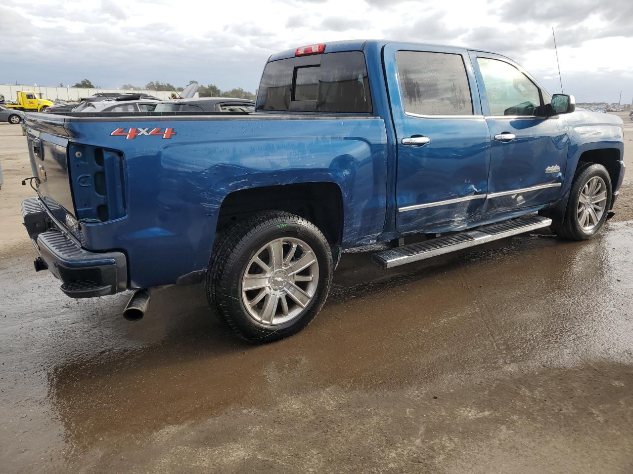 Obraz 3 z 2018 CHEVROLET SILVERADO K1500 HIGH COUNTRY 2018 z VIN 3GCUKTEJ6JG373023
