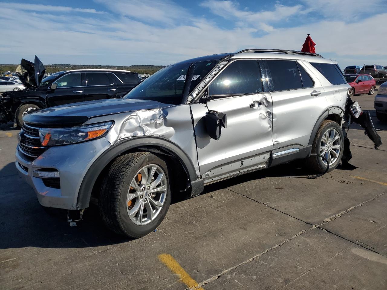 Изображение 1 2020 FORD EXPLORER XLT 2020 с VIN 1FMSK7DH4LGB34819