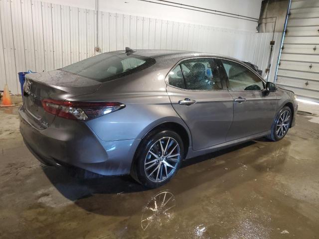 Image 3 of 2022 TOYOTA CAMRY XLE 2022 with VIN 4T1F31AK2NU585859