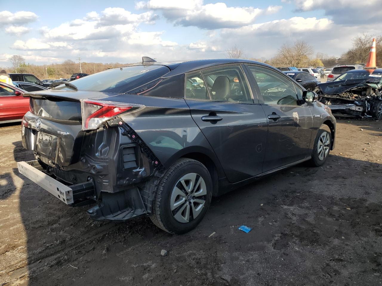 Image 3 of 2016 TOYOTA PRIUS  2016 with VIN JTDKARFU4G3027702