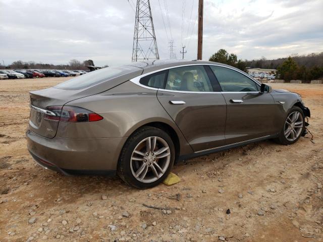Obraz 3 z 2016 TESLA MODEL S  2016 z VIN 5YJSA1E24GF122393