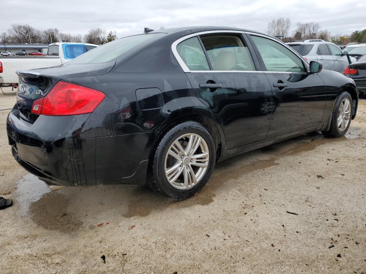 Obraz 3 z 2011 INFINITI G37  2011 z VIN JN1CV6AR5BM408622
