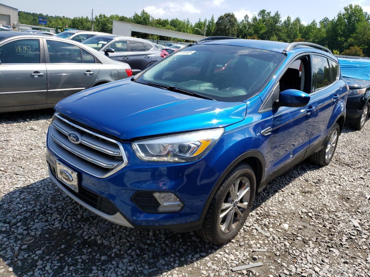 Obraz 1 z 2017 FORD ESCAPE SE 2017 z VIN 1FMCU9G93HUC32764