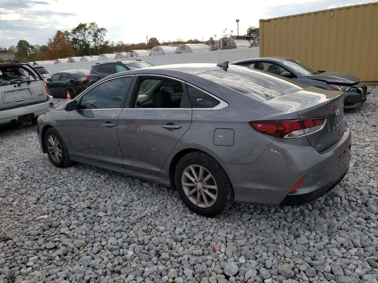Image 2 of 2019 HYUNDAI SONATA SE 2019 with VIN 5NPE24AF4KH732258