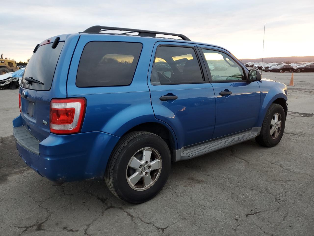 Obraz 3 z 2011 FORD ESCAPE XLT 2011 z VIN 1FMCU9DG6BKA19037