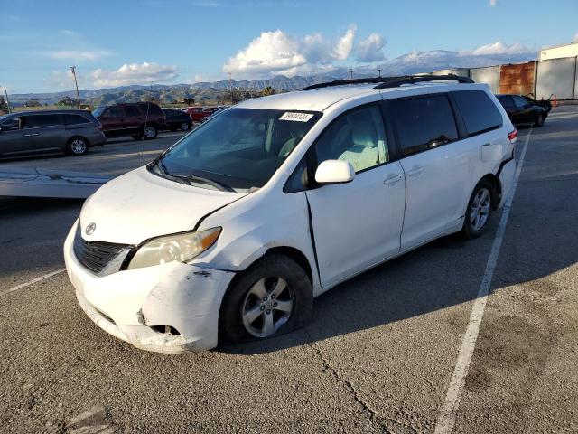 Изображение 1 2011 TOYOTA SIENNA LE 2011 с VIN 5TDKK3DC5BS163395