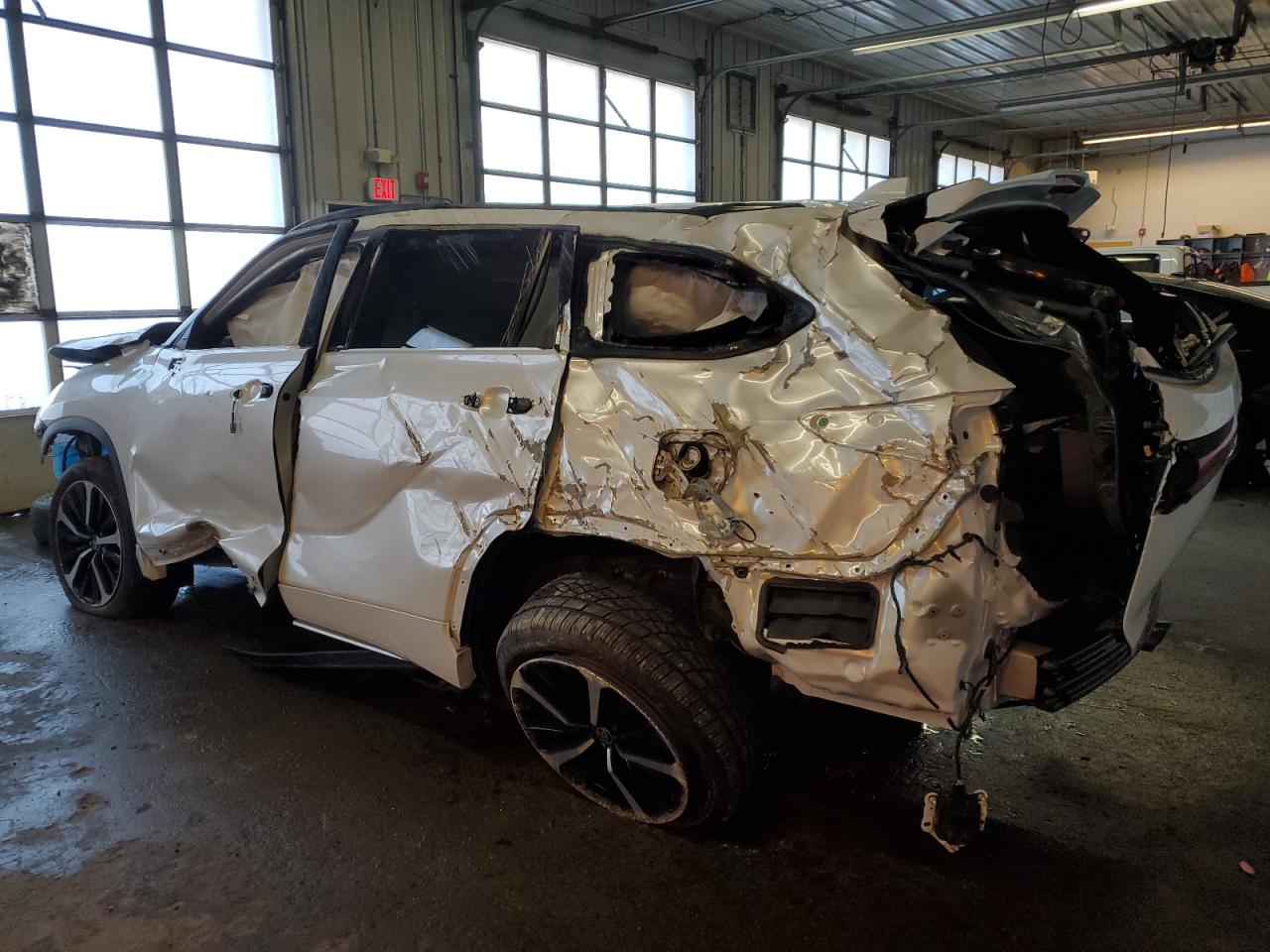 Obraz 2 z 2022 TOYOTA HIGHLANDER XSE 2022 z VIN 5TDLZRBH1NS216292