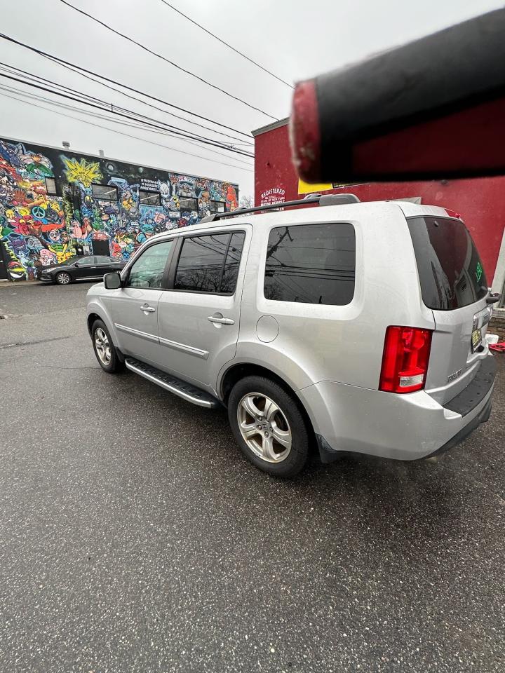 Obraz 3 z 2015 HONDA PILOT TOURING 2015 z VIN 5FNYF4H58FB018166