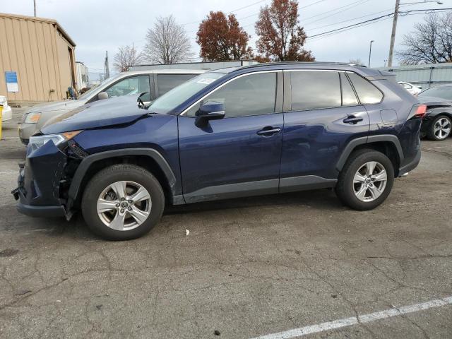 Image 1 of 2019 TOYOTA RAV4 XLE 2019 with VIN JTMP1RFV7KJ010069