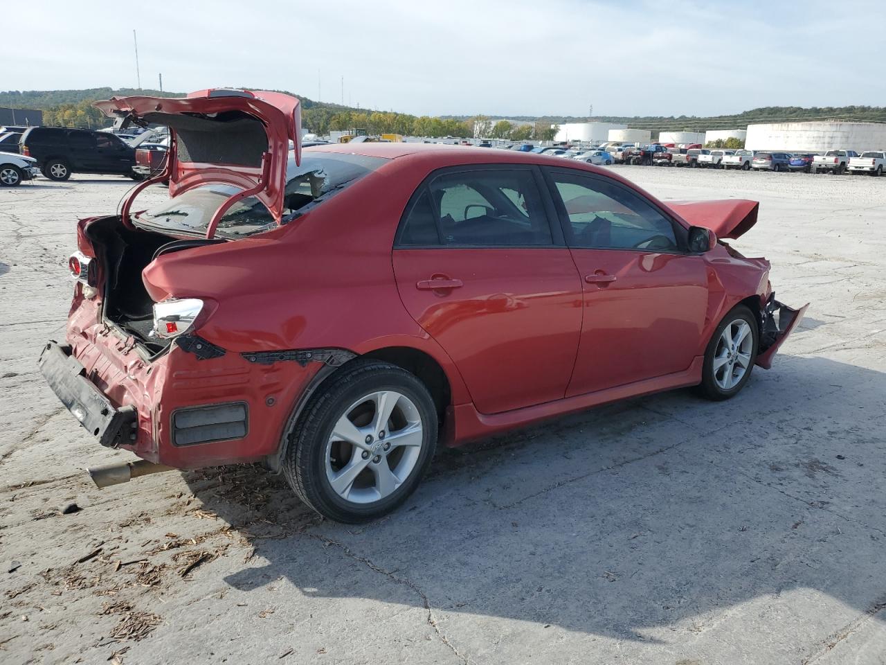Obraz 3 z 2013 TOYOTA COROLLA BASE 2013 z VIN 5YFBU4EE5DP174778