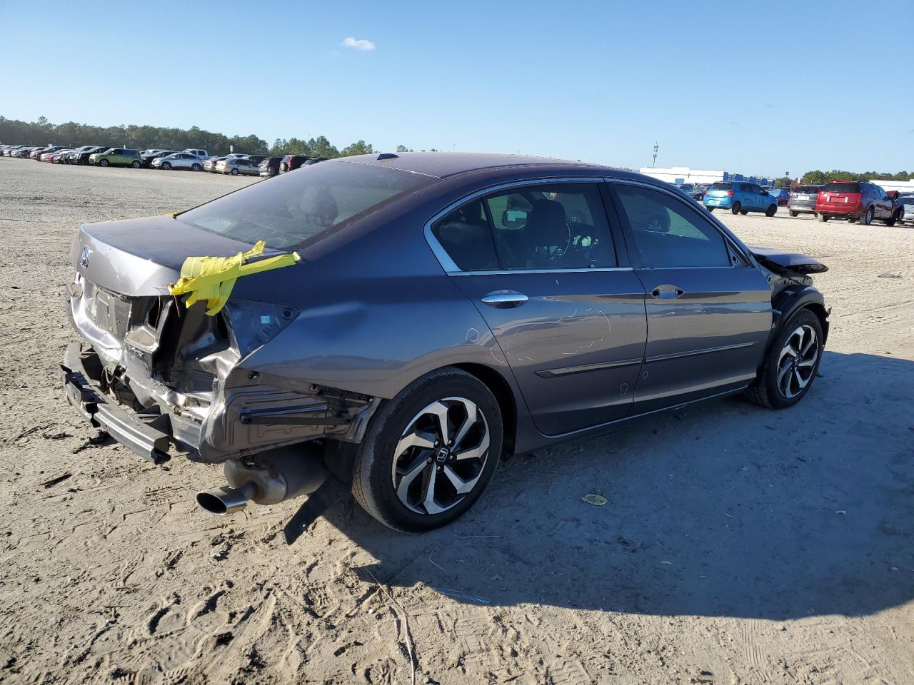 Изображение 3 2016 HONDA ACCORD EXL 2016 с VIN 1HGCR3F02GA018260