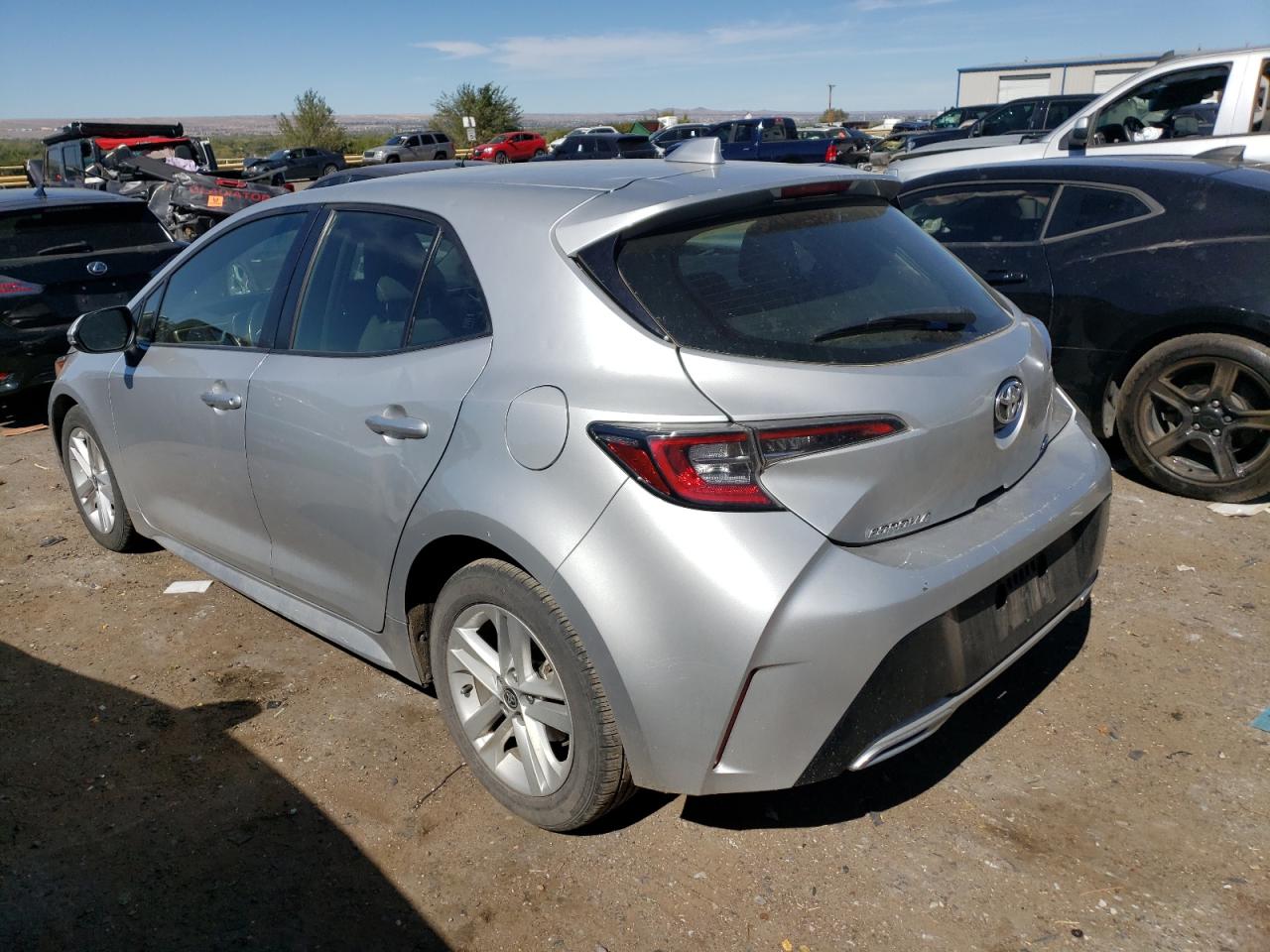 Obraz 2 z 2019 TOYOTA COROLLA SE 2019 z VIN JTNK4RBE0K3049187
