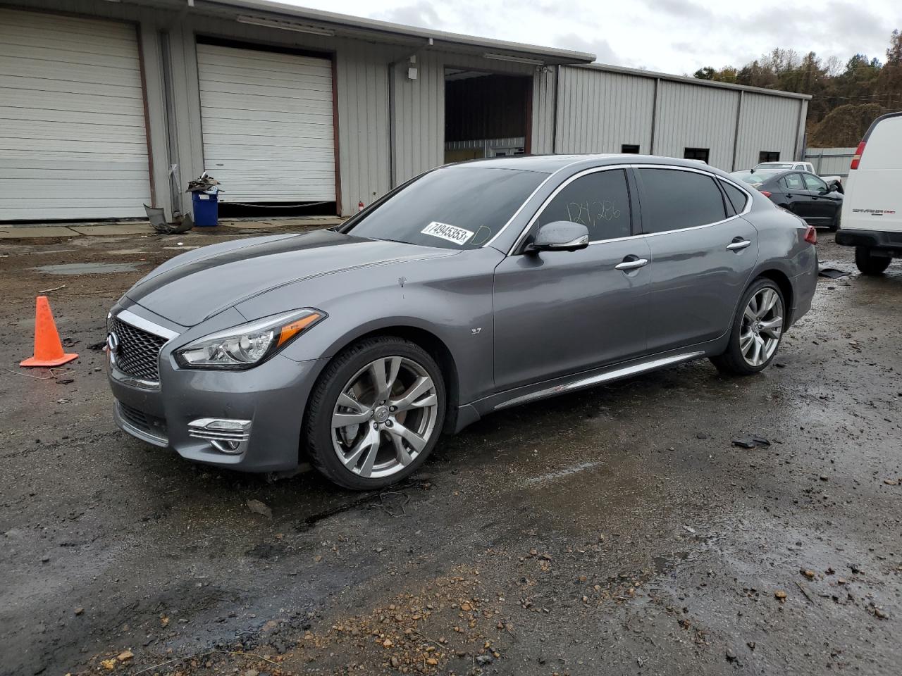 Изображение 1 Infiniti Q70L 3.7 Luxe 2018 с VIN JN1BY1PR0JM370471