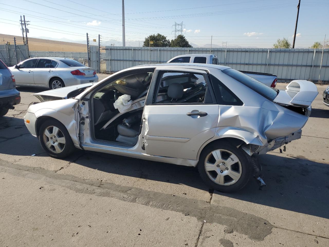 Изображение 2 2007 FORD FOCUS ZX4 2007 с VIN 1FAHP34N77W129694
