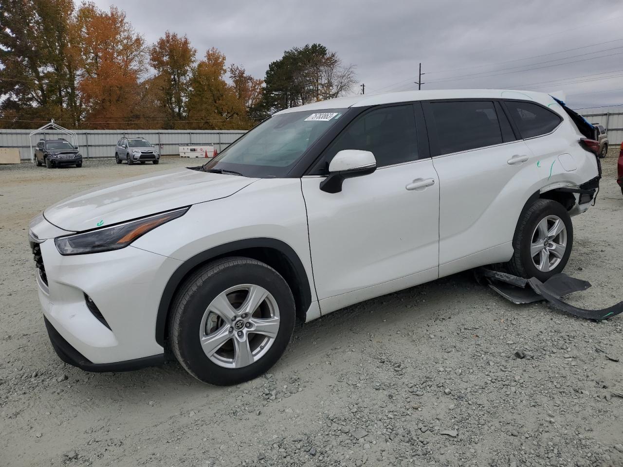 2023 TOYOTA HIGHLANDER HYBRID LE 2023 image