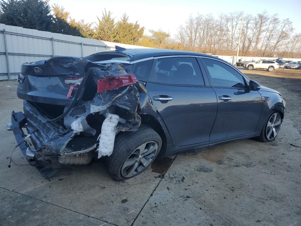 Obraz 3 z 2019 KIA OPTIMA LX 2019 z VIN 5XXGT4L3XKG327803