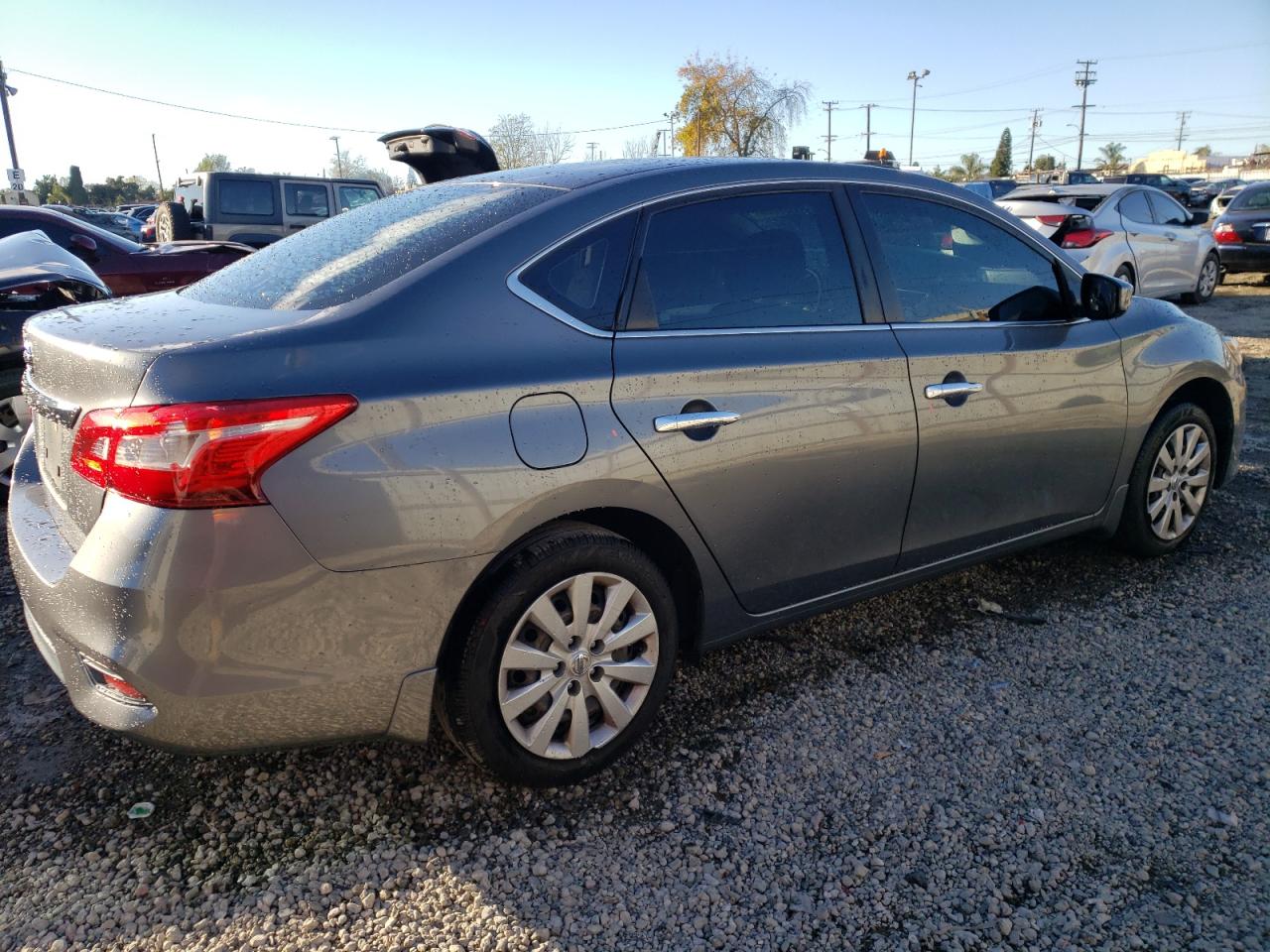 Obraz 3 z 2016 NISSAN SENTRA S 2016 z VIN 3N1AB7AP9GY335117