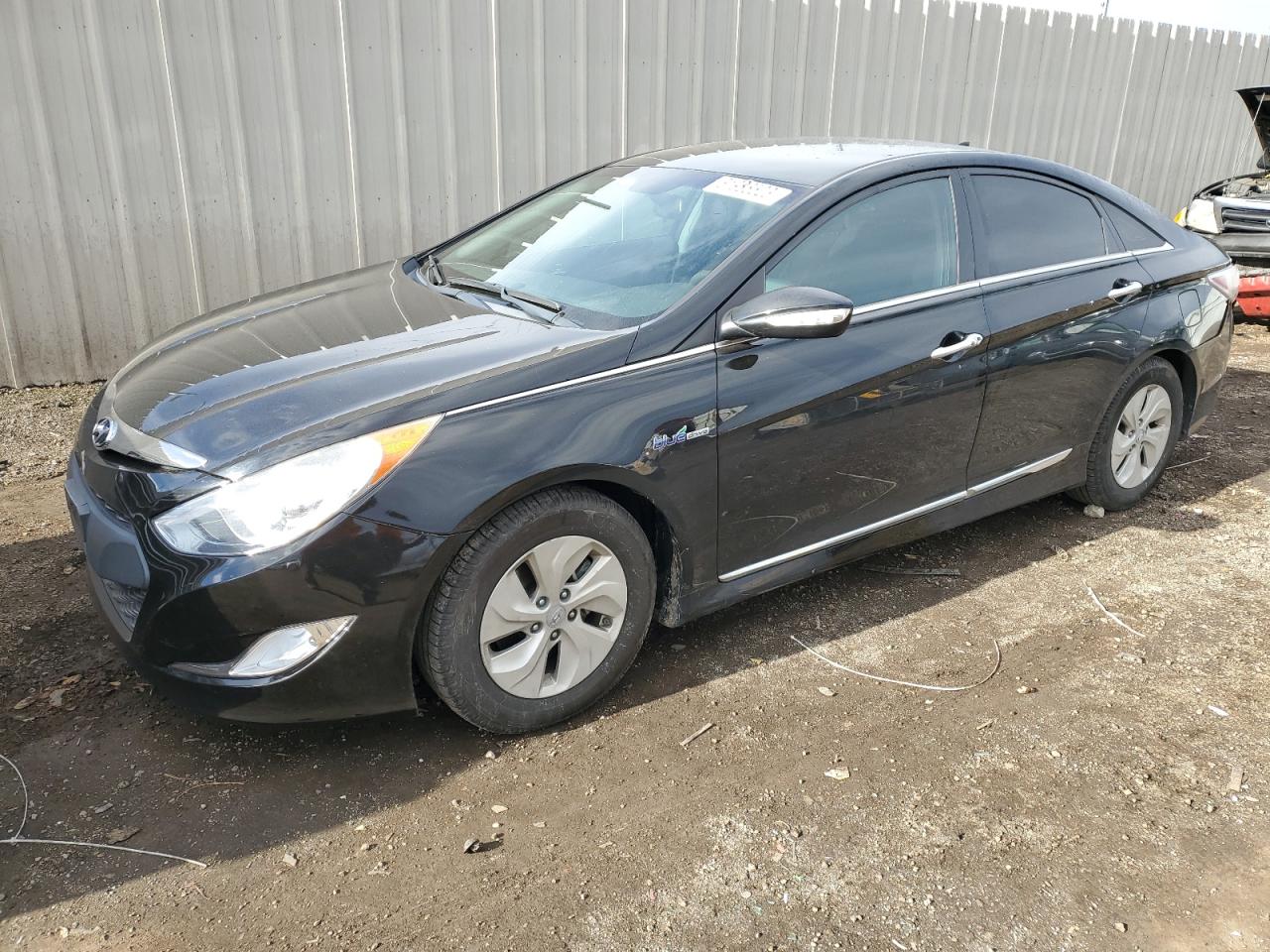 Image 1 of 2015 HYUNDAI SONATA HYBRID 2015 with VIN KMHEC4A41FA137761