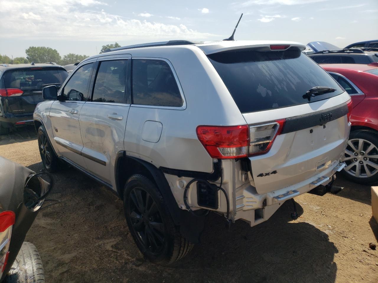 Image 2 of 2011 JEEP GRAND CHEROKEE LAREDO 2011 with VIN 1J4RR4GG3BC678292