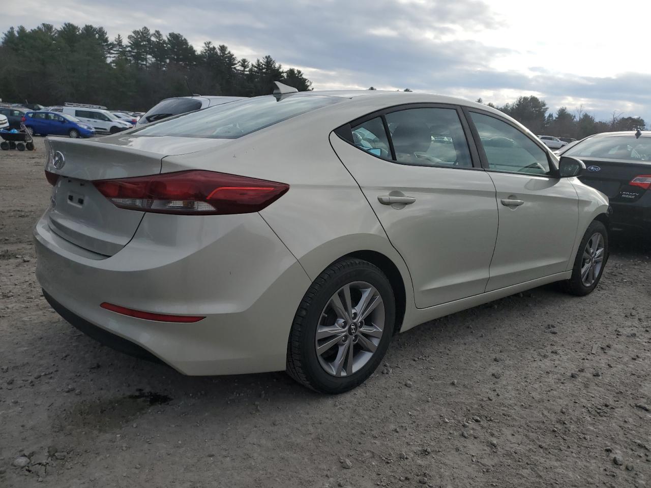 Obraz 3 z 2017 HYUNDAI ELANTRA SE 2017 z VIN KMHD84LF3HU191236