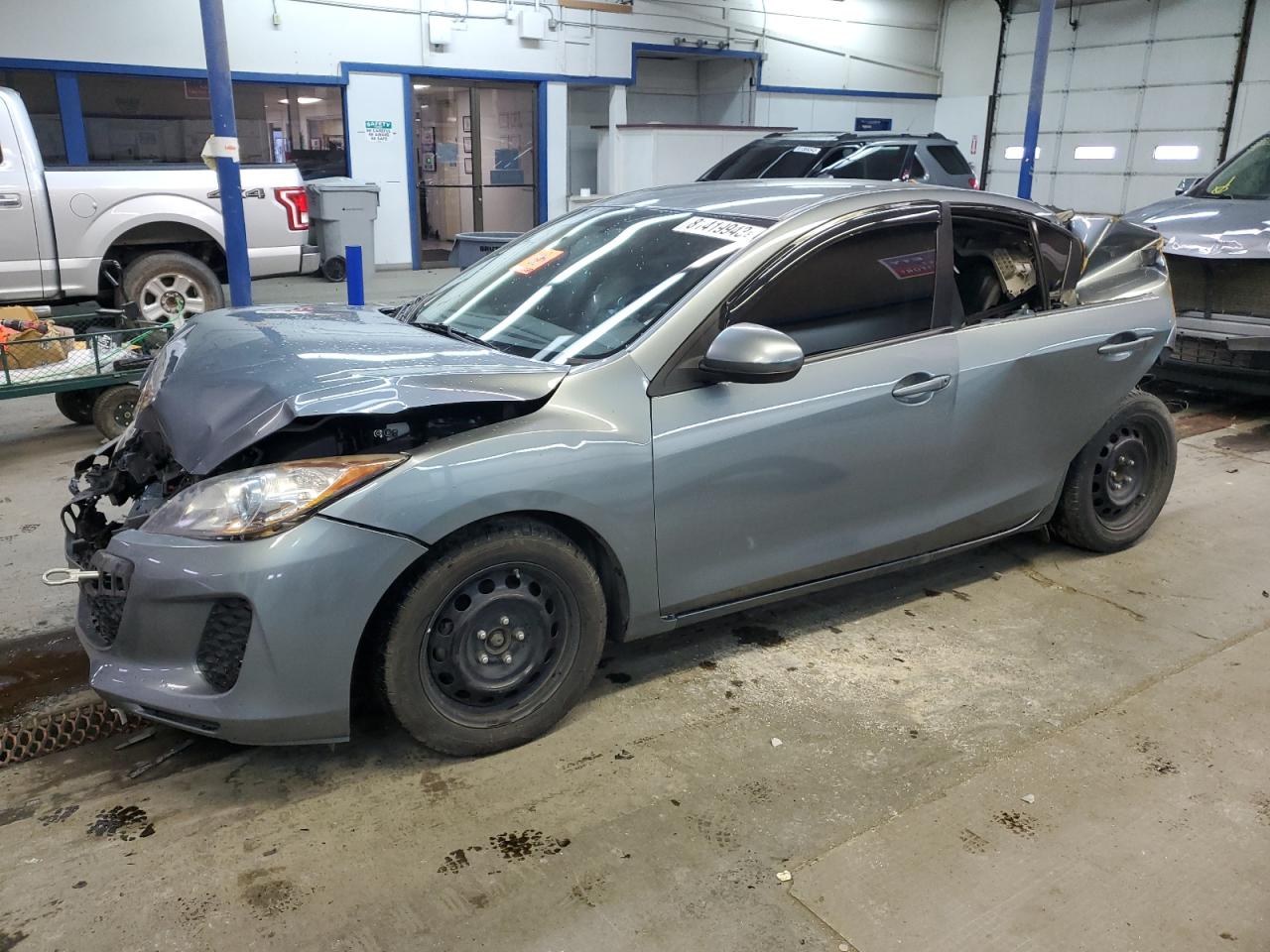 Изображение 1 2013 MAZDA 3 I 2013 с VIN JM1BL1U81D1702348
