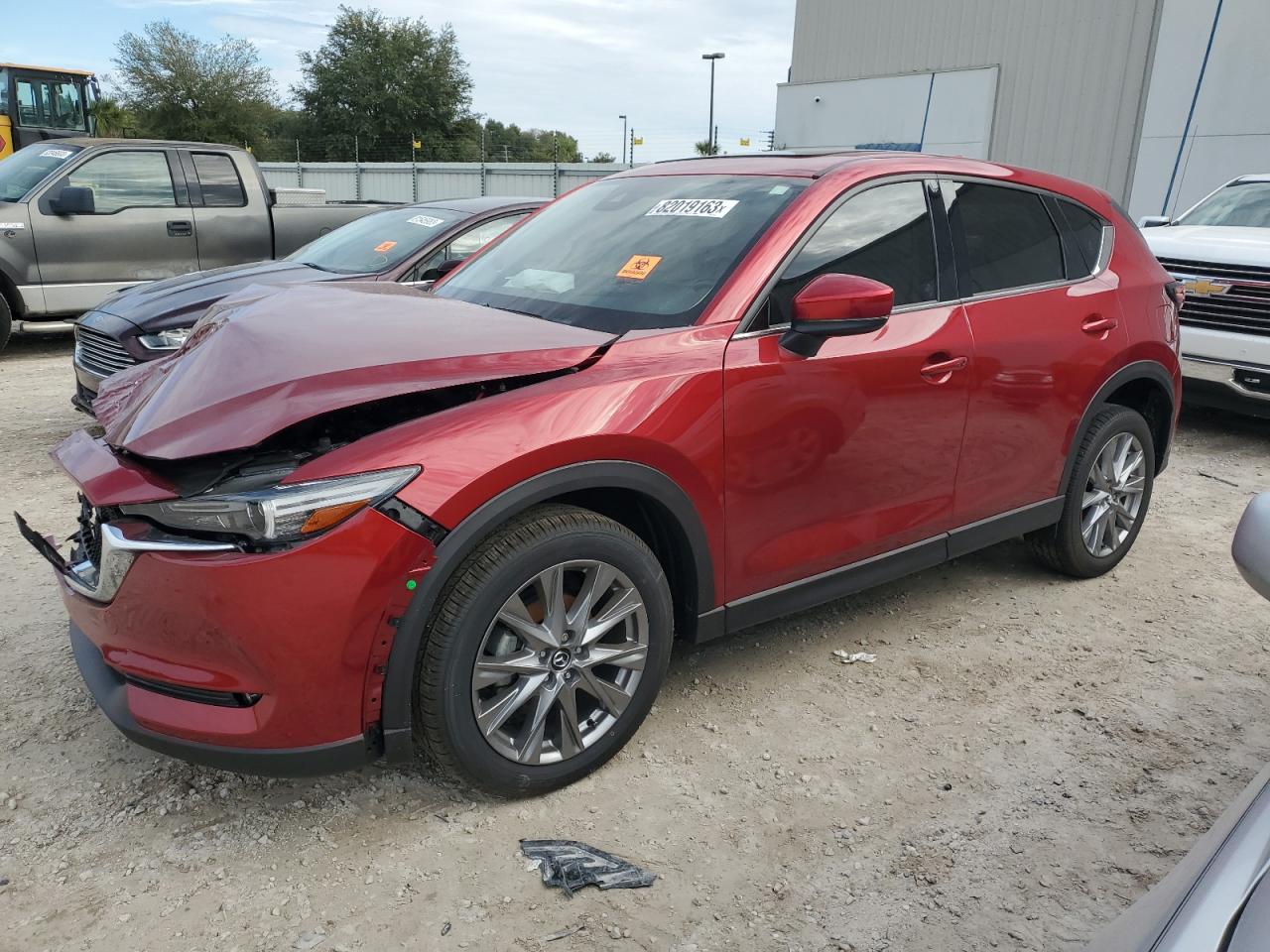 Obraz 1 z 2021 MAZDA CX-5 GRAND TOURING 2021 z VIN JM3KFBDM6M1430963