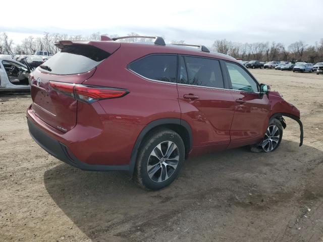 Obraz 3 z 2021 TOYOTA HIGHLANDER XLE 2021 z VIN 5TDGZRBH1MS078446