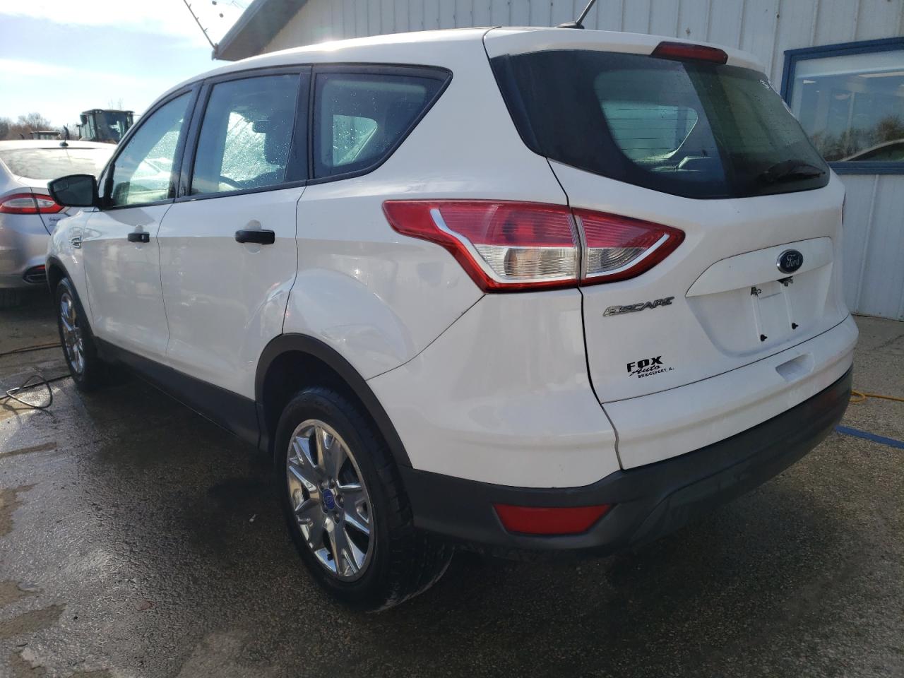 Изображение 2 2016 FORD ESCAPE S 2016 с VIN 1FMCU0F72GUB69201