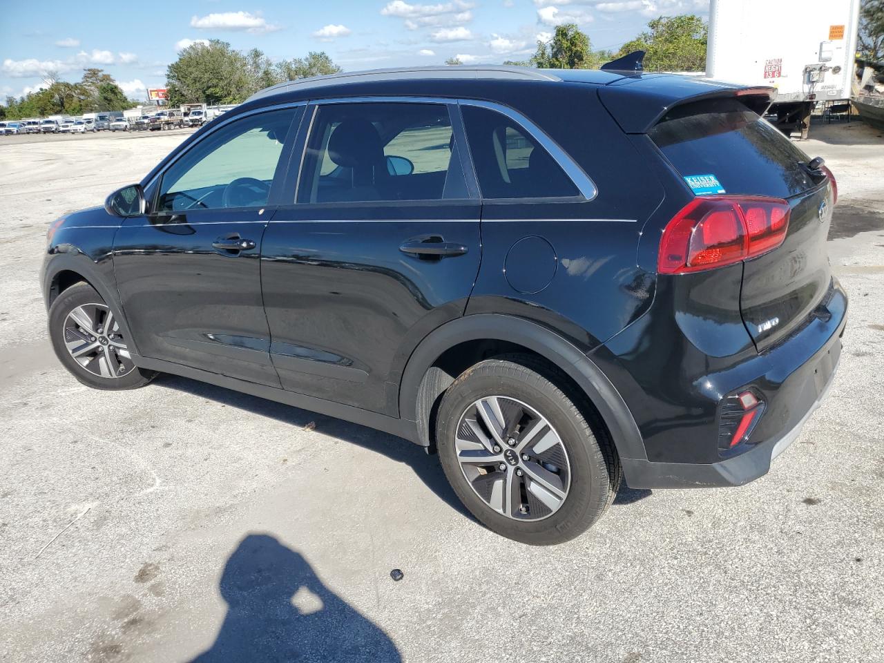Image 2 of 2020 KIA NIRO LX 2020 with VIN KNDCB3LC7L5424197