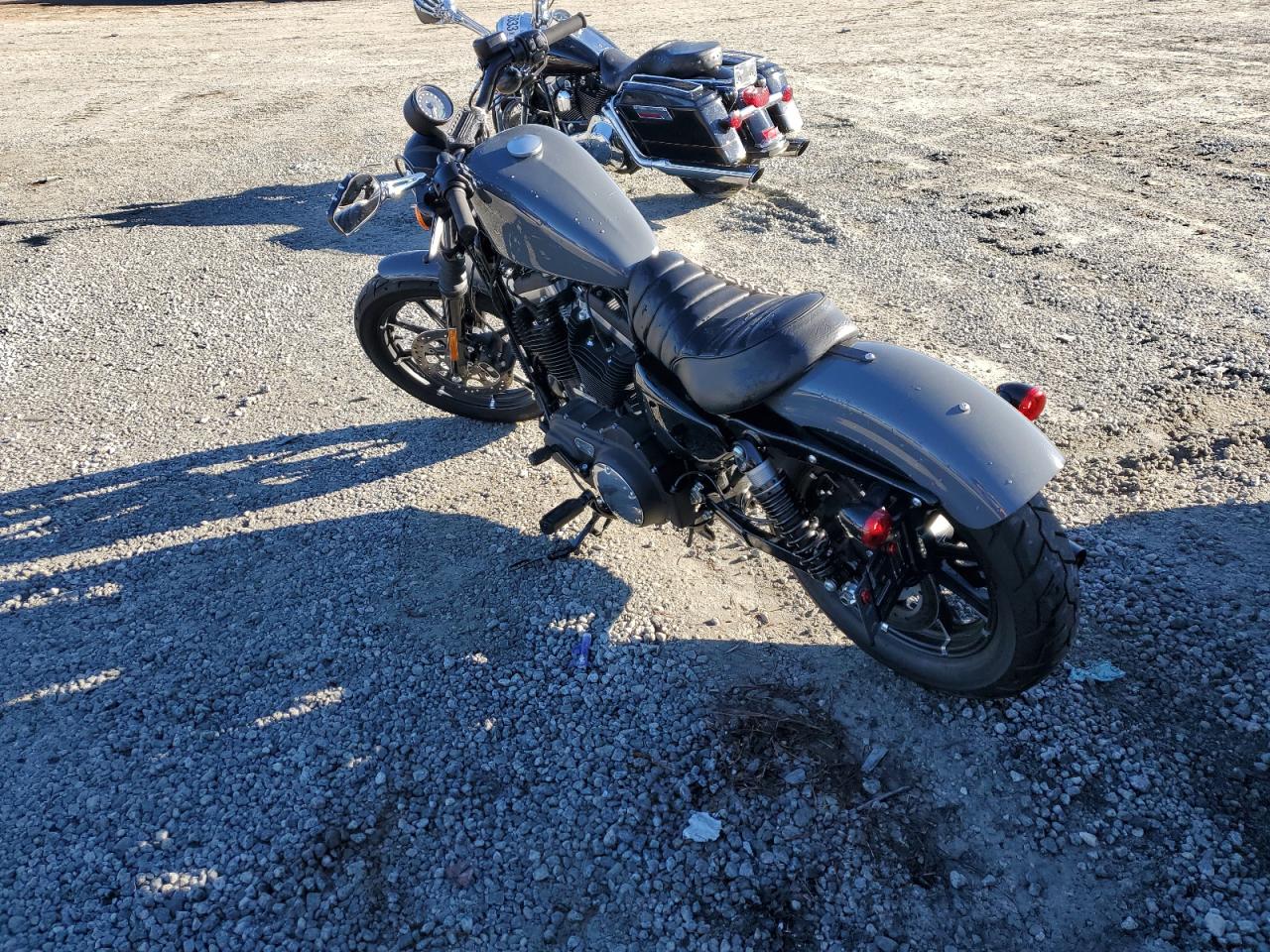 Image 3 of 2022 HARLEY-DAVIDSON XL883 N 2022 with VIN 1HD4LE218NB413838