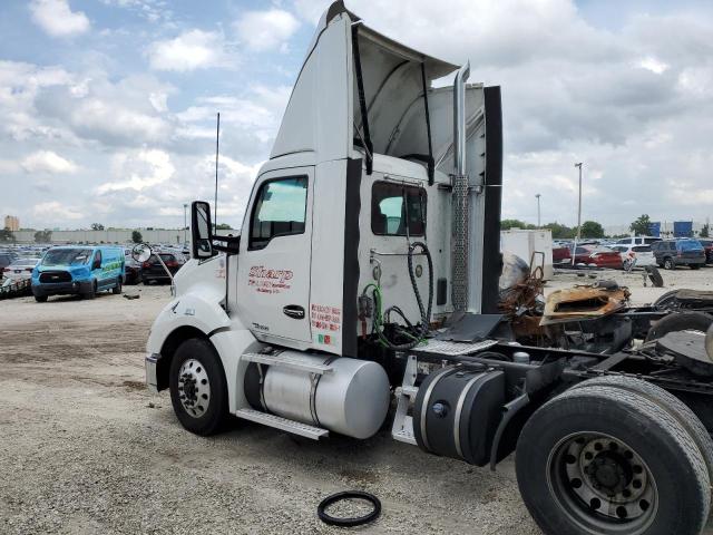 Image 3 of 2017 KENWORTH CONSTRUCTION T680 2017 with VIN 1XKYDP9X9HJ145273