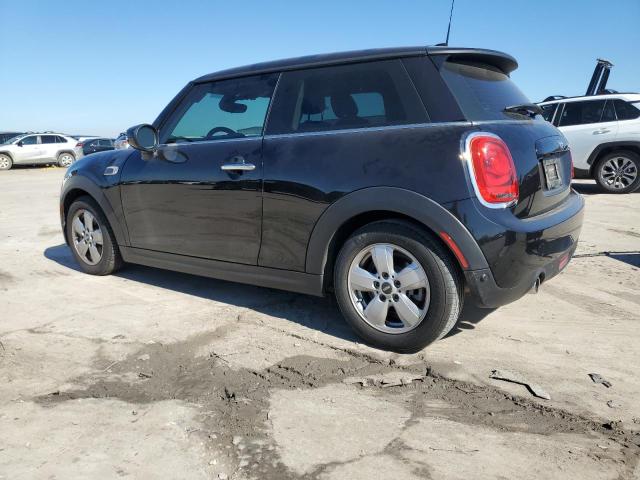 Obraz 2 z 2020 MINI COOPER  2020 z VIN WMWXR3C04L2L55809