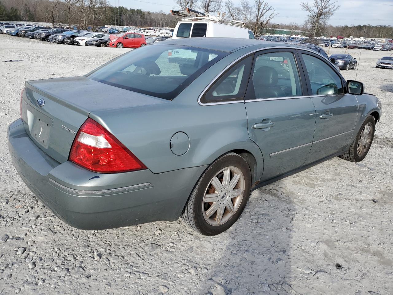 Image 3 of 2006 FORD FIVE HUNDRED LIMITED 2006 with VIN 1FAFP25146G137371