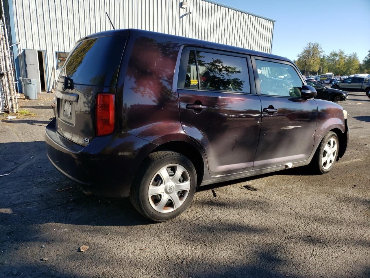 Obraz 3 z 2008 TOYOTA SCION XB 2008 z VIN JTLKE50E481006025