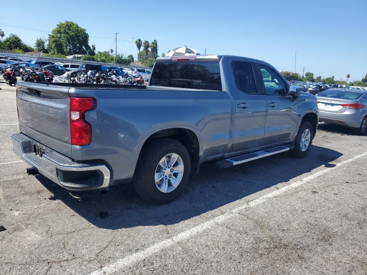 Изображение 3 2020 CHEVROLET SILVERADO C1500 LT 2020 с VIN 1GCRWCEK4LZ279633